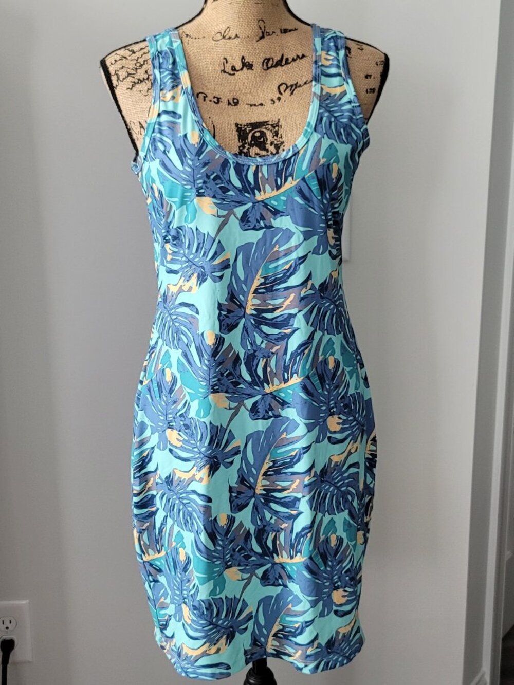 Salt Life SLX Performance Dress Swimwear Blue Leaf SPF UV30 - Size X-Large